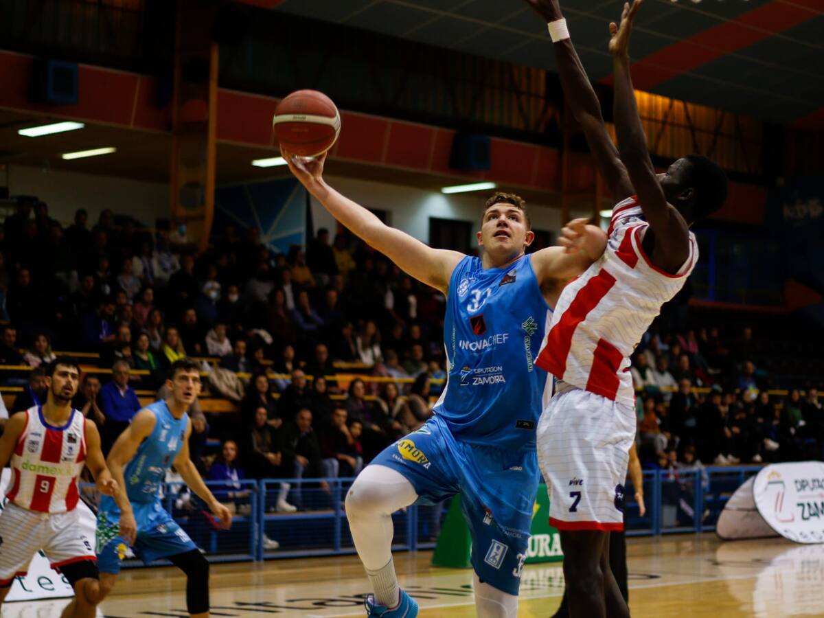 Varapalo para el CB Zamora en casa de Clavijo