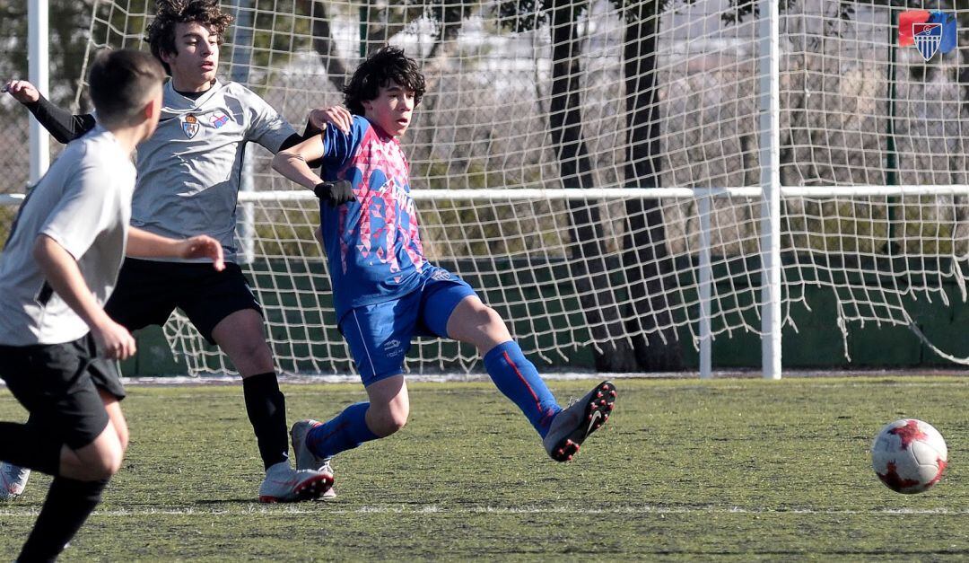 El equipo infantil regional de la Gimnástica Segoviana disputa sus partidos oficiales en el Mariano Chocolate