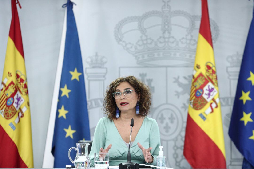 La ministra portavoz y de Hacienda, María Jesús Montero, comparece en rueda de prensa posterior al Consejo de Ministros en Moncloa.