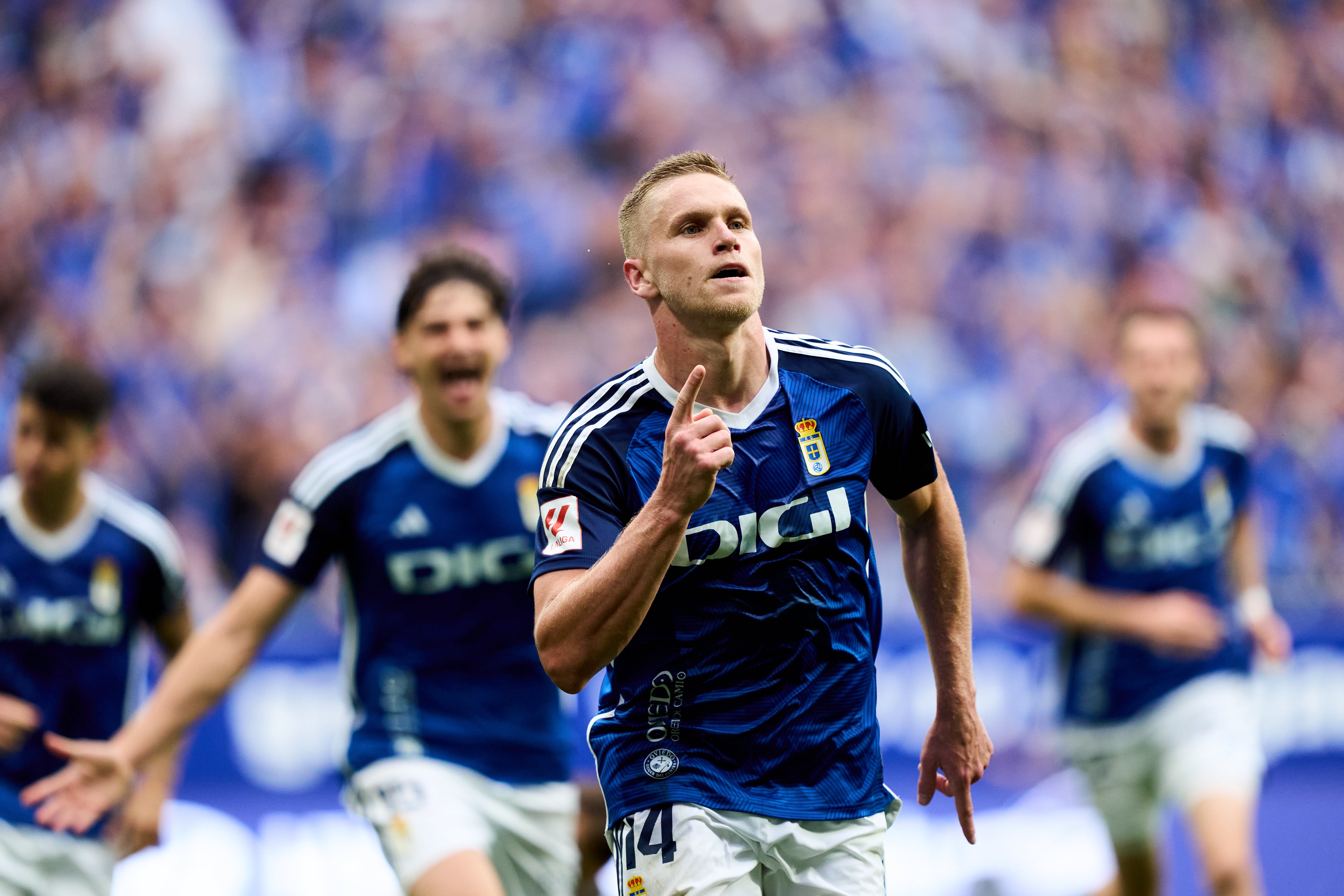 Alemao celebra el gol del Real Oviedo al RCD Espanyol