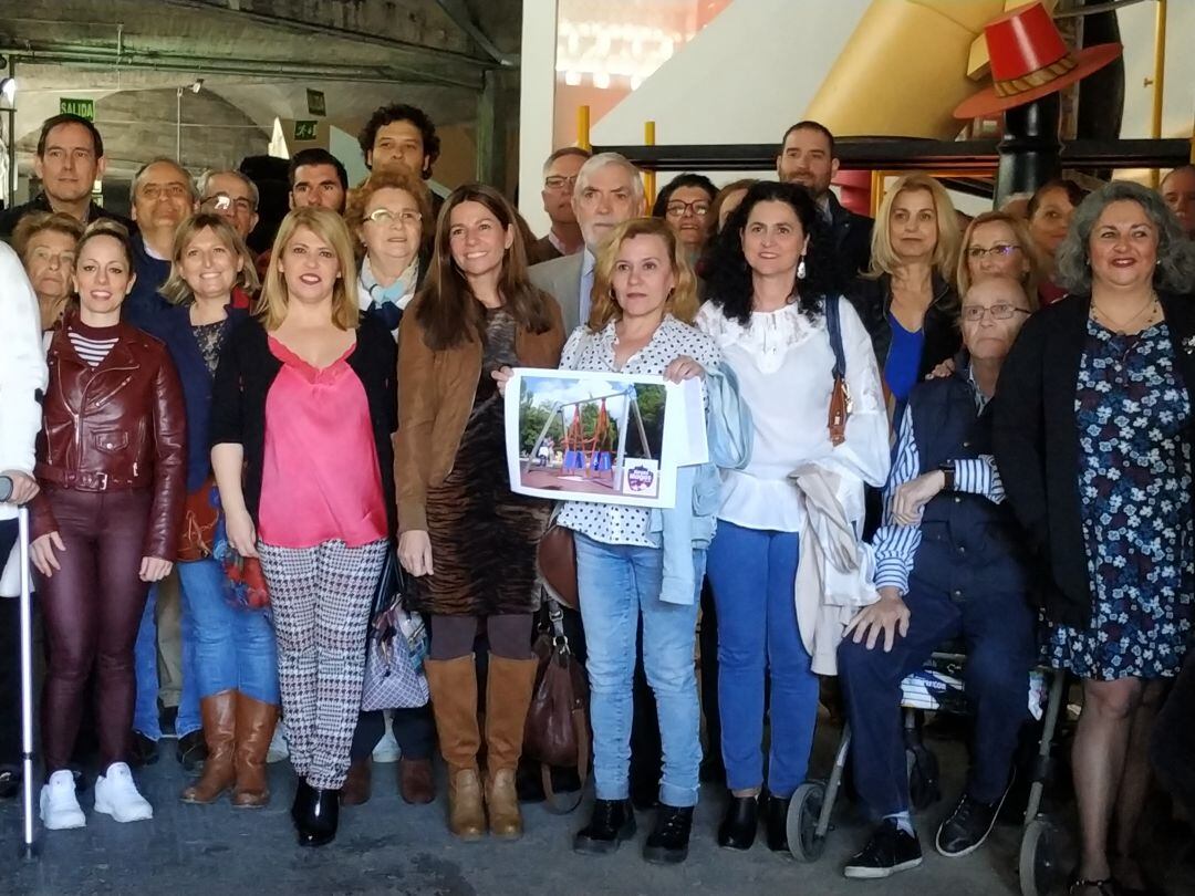 Representantes de los Reyes Magos, Mamen Sánchez, alcaldesa de Jerez y del Centro de Educación Especial UPACE