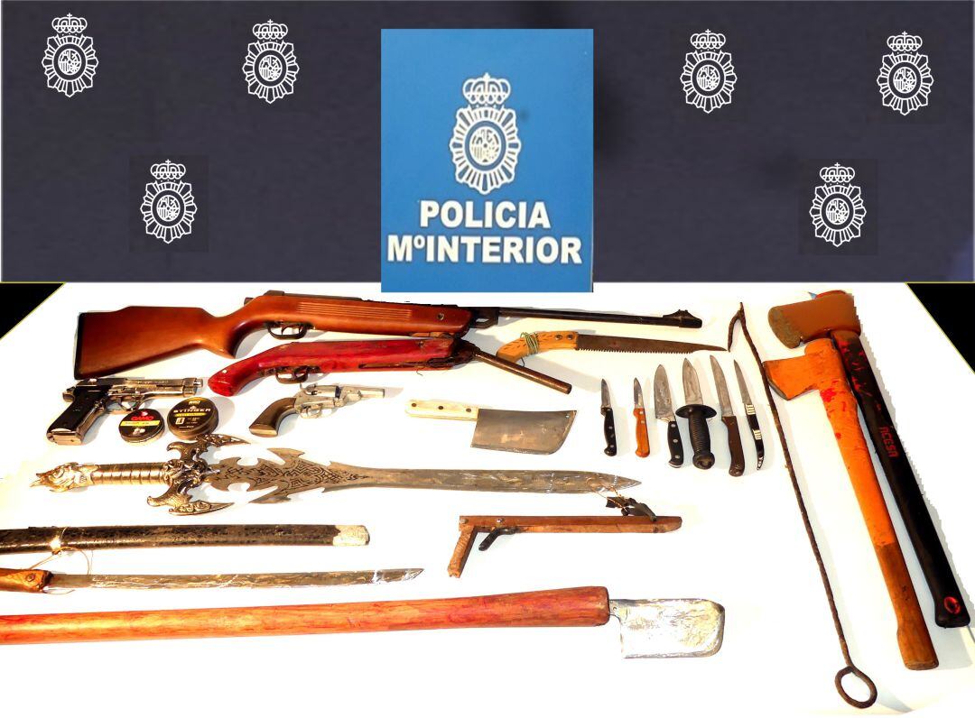 Armas incautadas por la Policía Nacional de Torrelavega