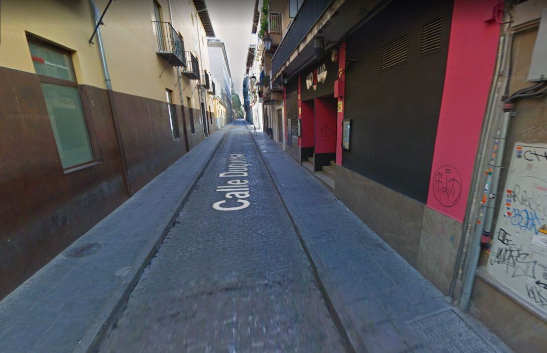 Discoteca en la calle Duquesa de Granada