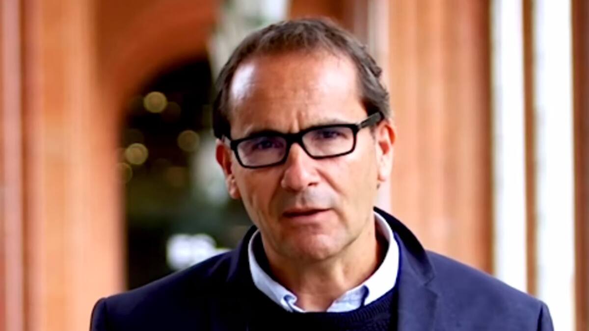 Entrevista al periodista David Jiménez por su novela Días Salvajes