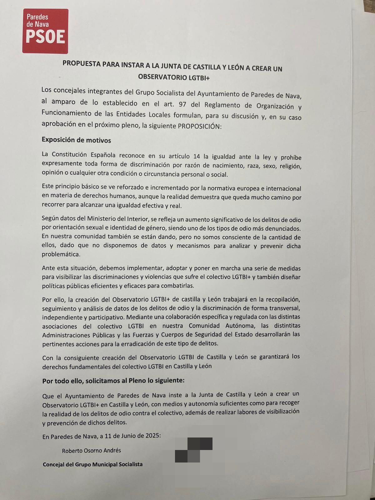 Moción presentada por el PSOE de Paredes de Nava y aprobada