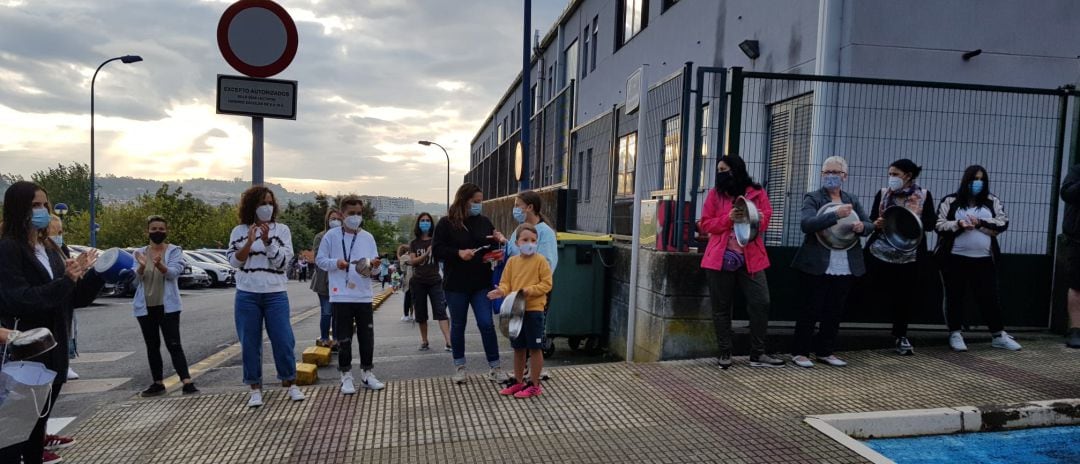 Cacelorada en el CEIP Ría do Burgo