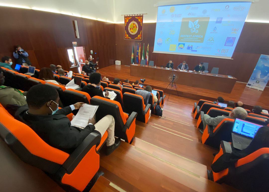 Reunión inauguración REFECCT AFRICA en el Campus Ciéntífico Tecnológico de Linares.