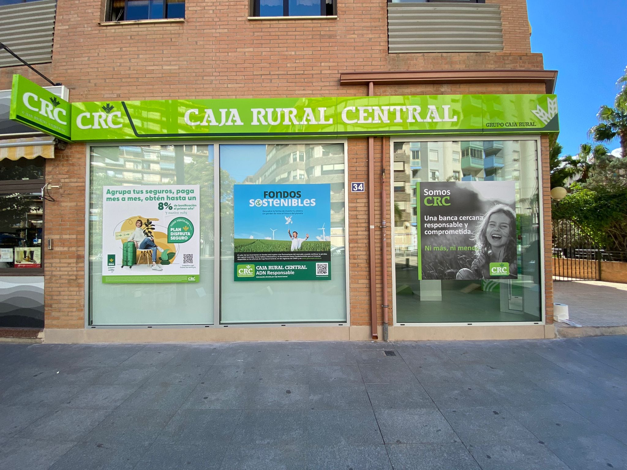 Fachada de la nueva sucursal de CRC en La Vila Joiosa