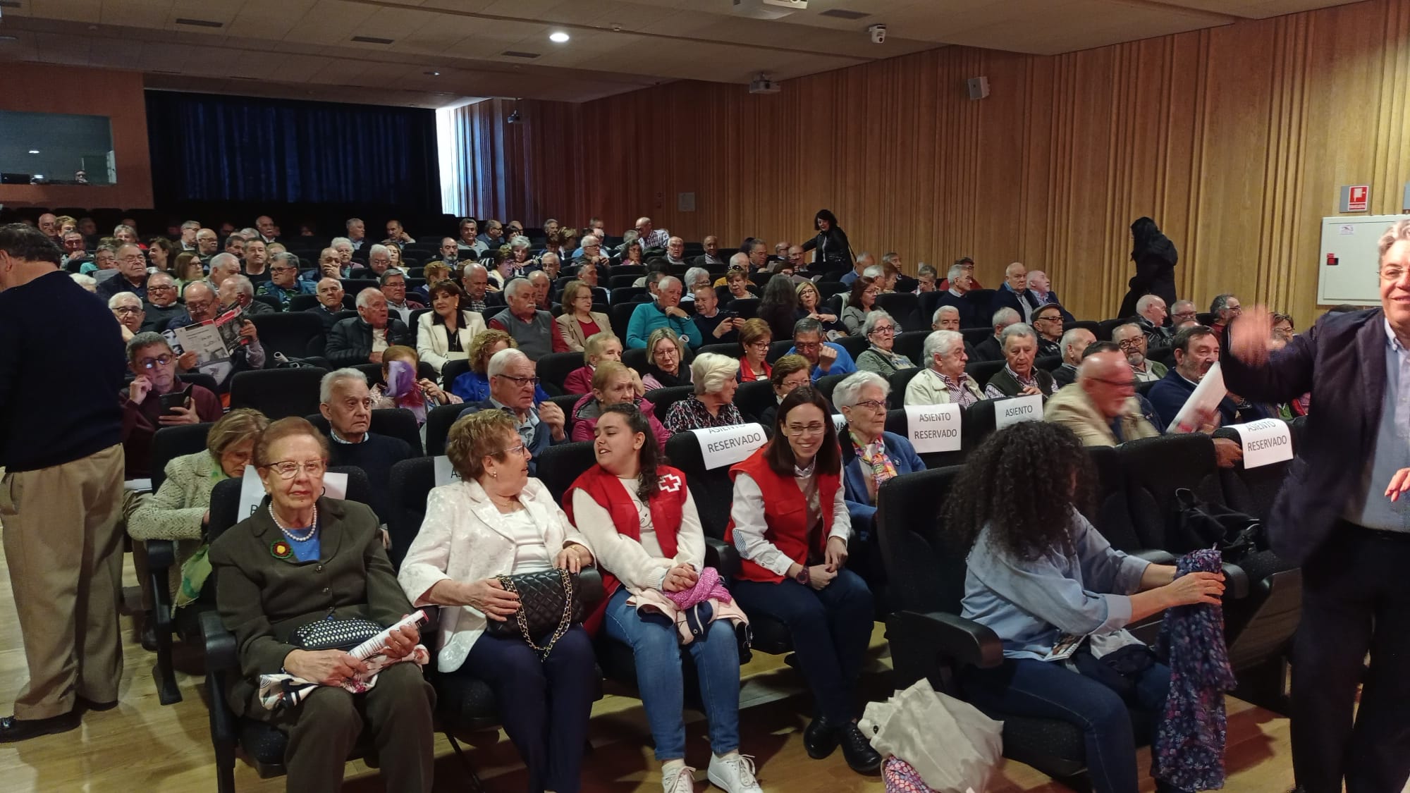 Más de 200 personas de un centenar de asociaciones de mayores participan en el I Encuentro Provincial en Cuenca