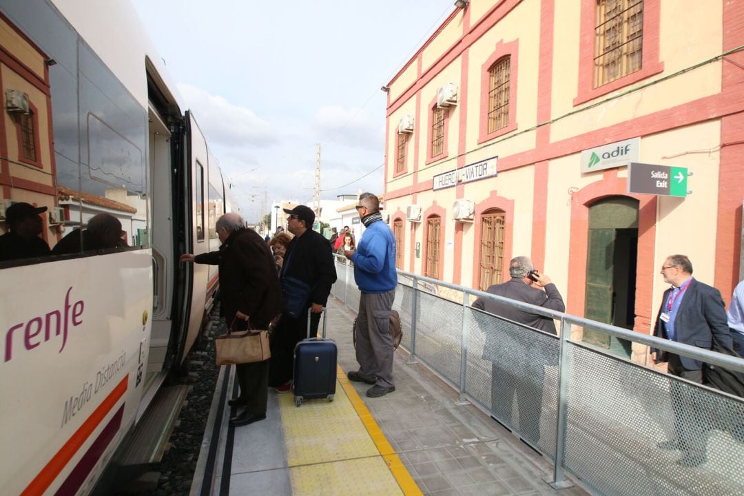 Estación de Renfe Huércal Viator.