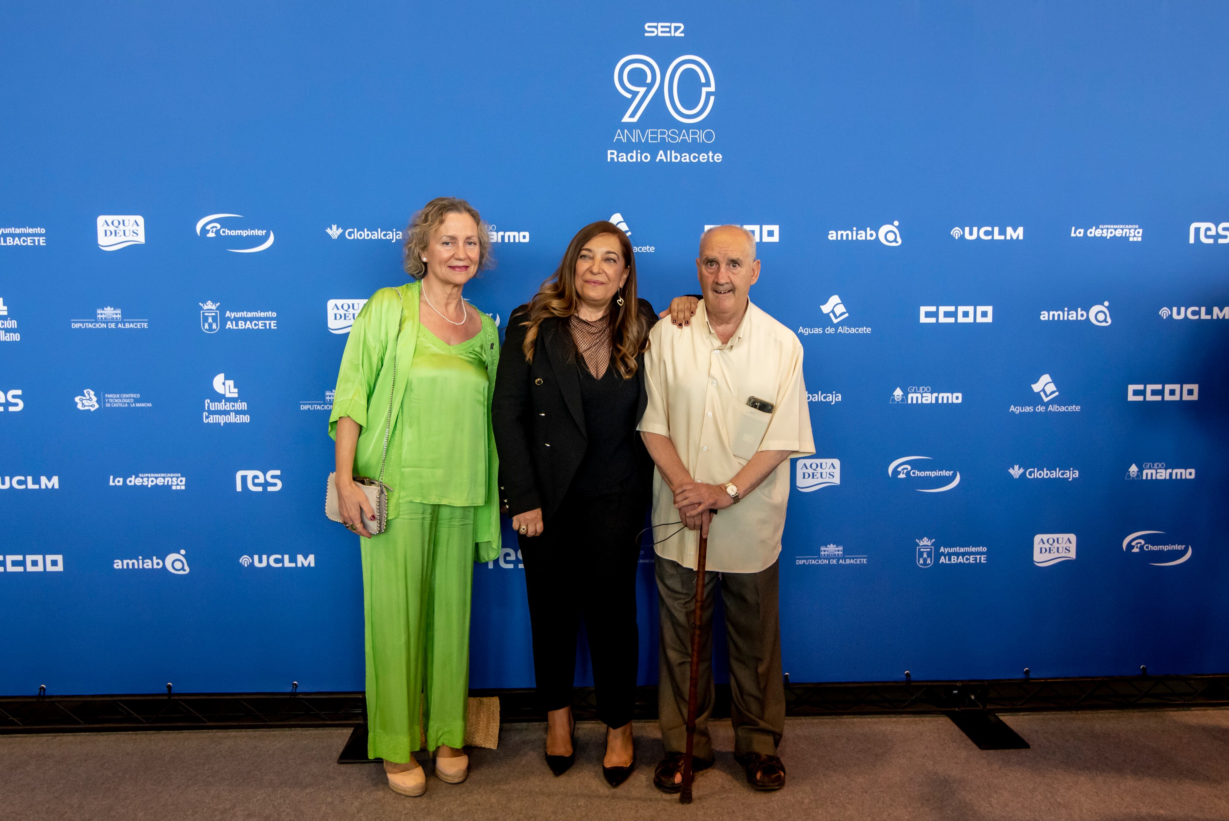 La presidenta de Asprona Albacete, Amalia Serna, y la directora de Radio Albacete, Justina Gómez.