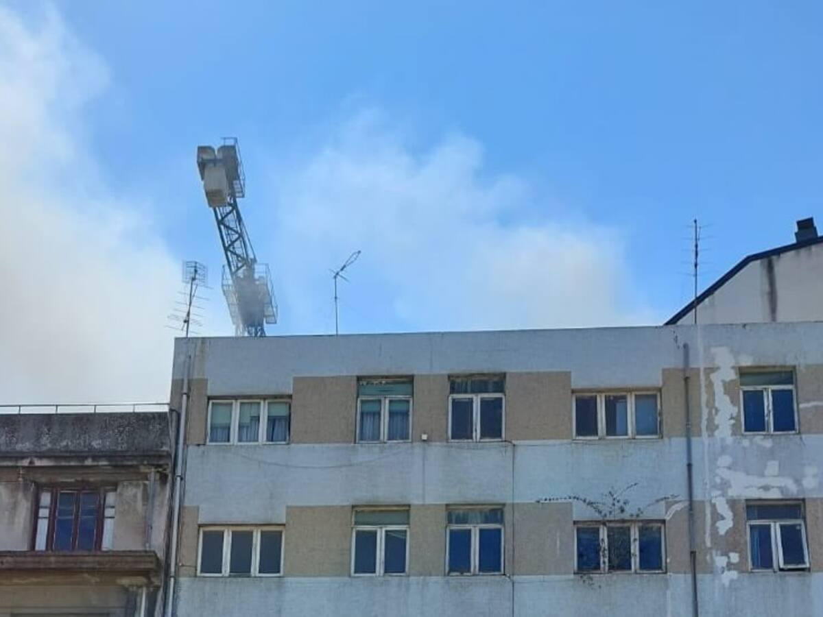 Un incendio causa una gran humareda en Pérez Ardá