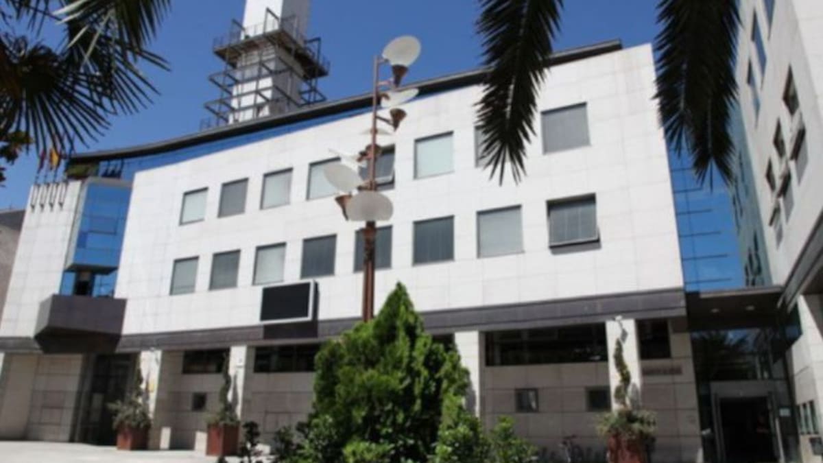 La alcaldesa de Getafe, Sara Hernández, habla de los Presupuestos Participativos en barrios.