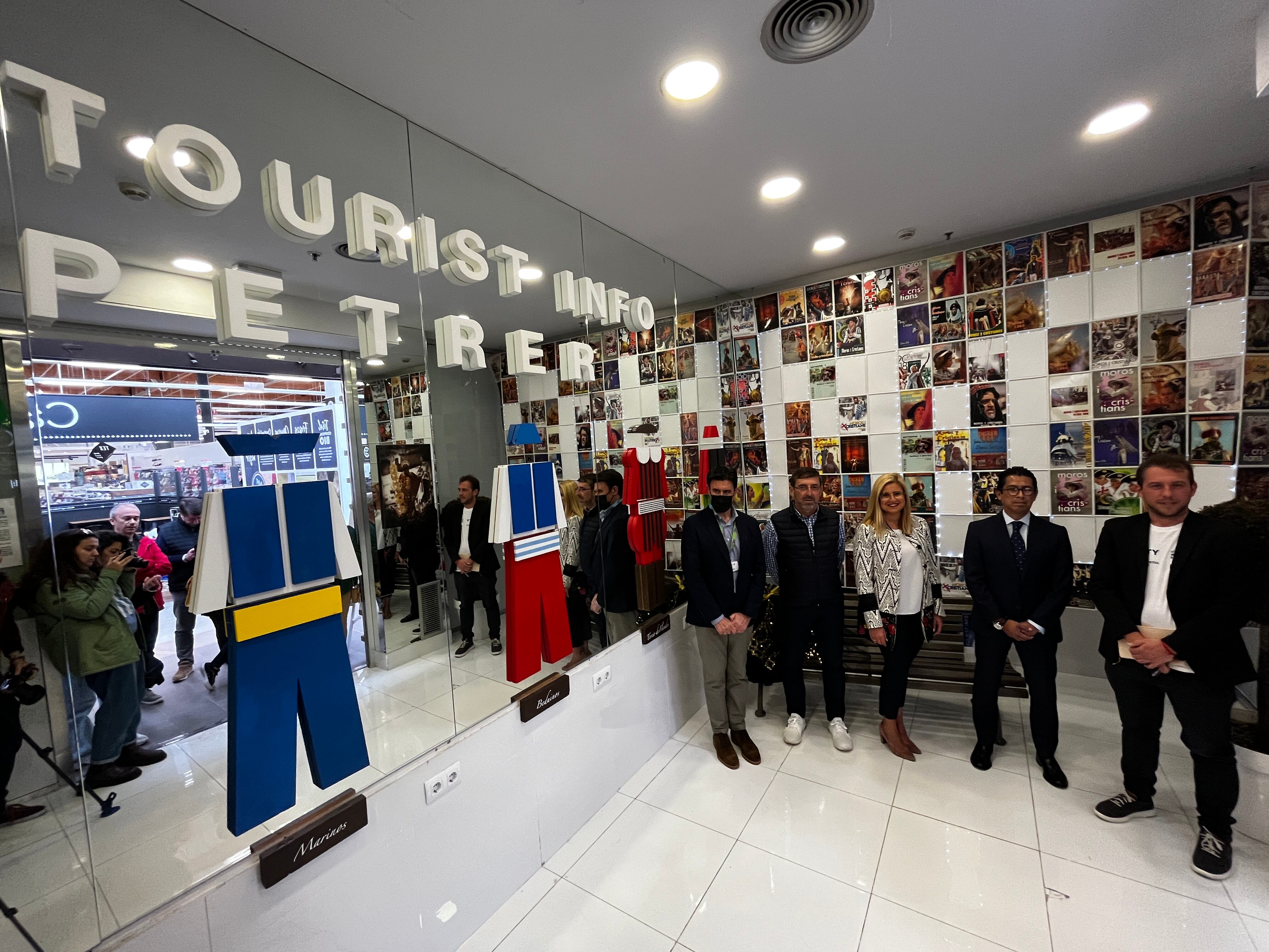 "Estamos encantados de colaborar con vosotros, cumpliendo con el compromiso que tenemos con la comunidad y esperamos que esta sea la primera de muchas más”, gerente de Carmila