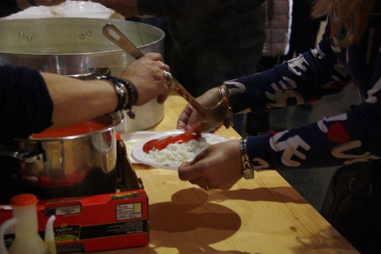 Segons les dades oficials, 400.000 catalans viuen sense ingressos