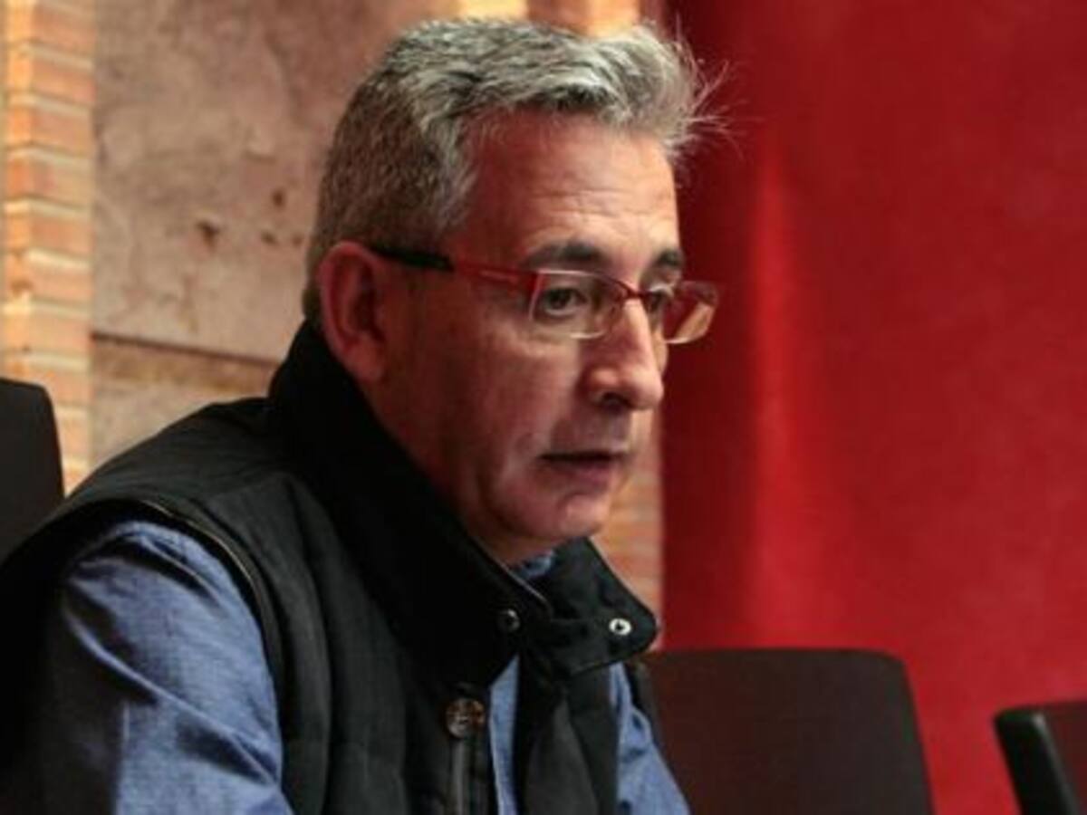 Jesús Martín tilda de "locura política" el proceso