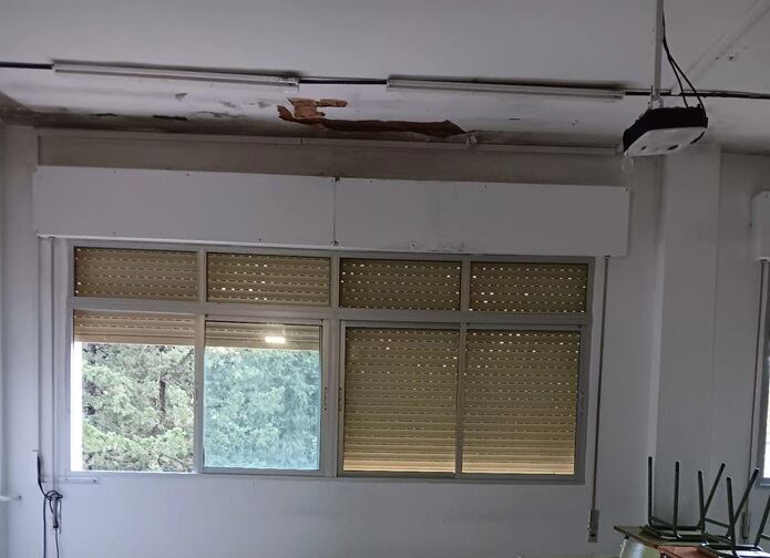 Goteras en el Hozgarganta de Jimena