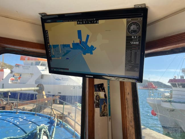 Los últimos pescadores de arrastre de Cartagena denuncian que se sienten "furtivos siendo trabajadores del mar"