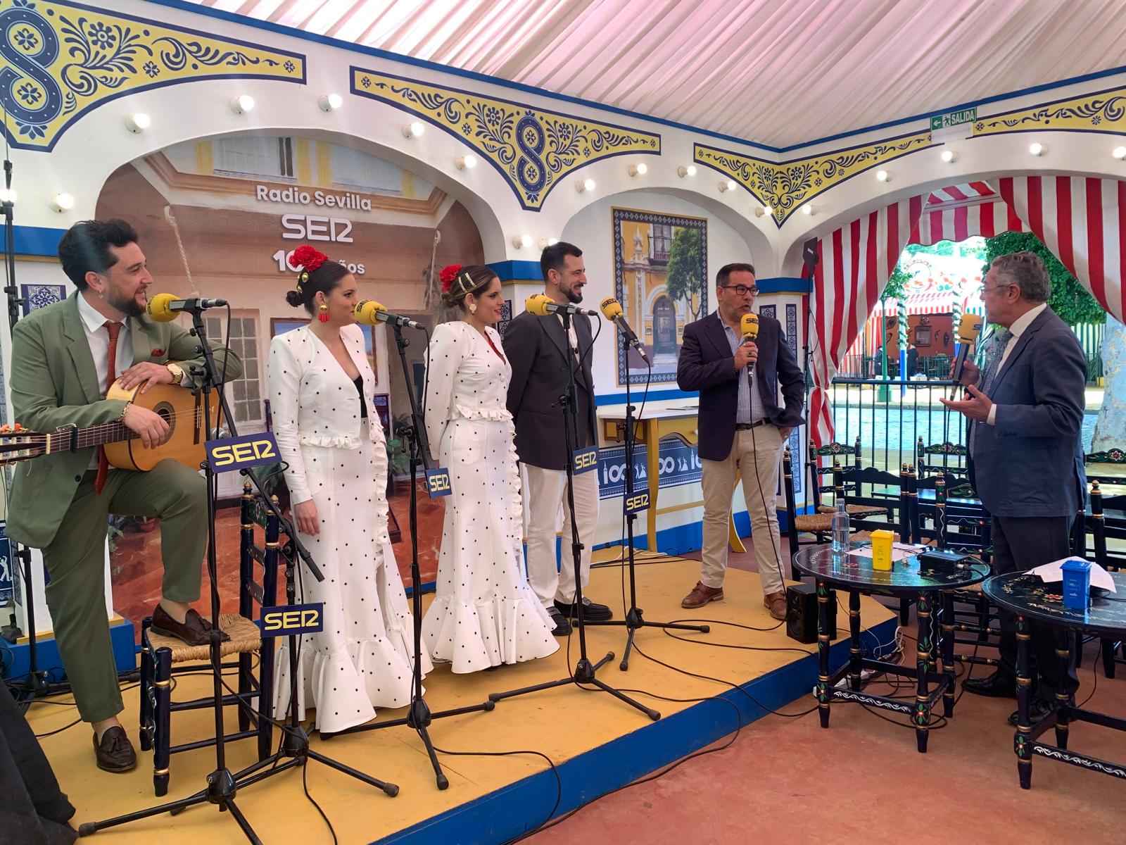 Somos del Sur en la caseta de la Cadena SER