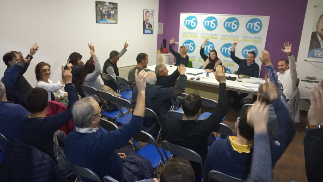 Asamblea general de Movemento Salceda que ha aprobado la lista para las elecciones municipales del próximo mes de mayo.