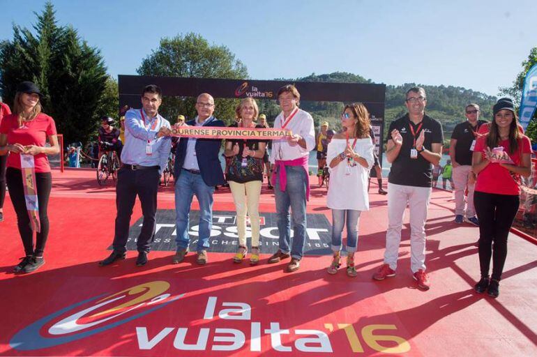 El inicio de la Vuelta Ciclista a España,fue con una cotrareloj en Ourense, entre el balneario de Laias y el Parque Náutico de Castrelo de Miño.