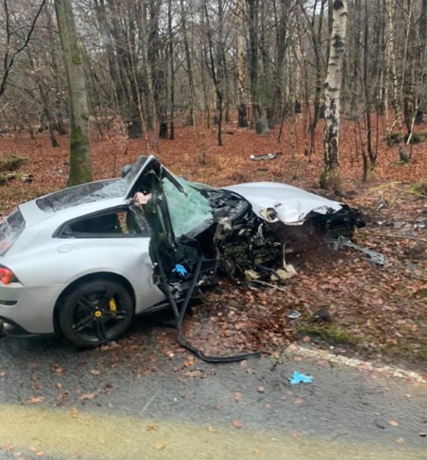 Michael Antonio, delantero del West Ham, sufre un accidente y así queda su coche