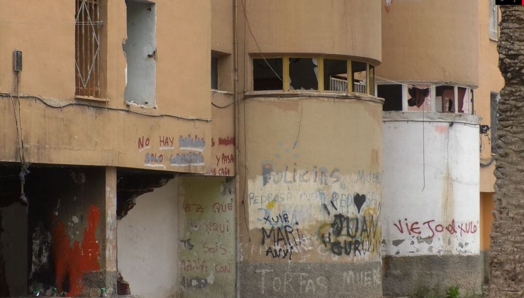 Uno de los bloques de edificios que serán derribados