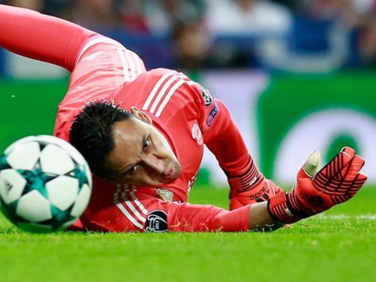 Los porteros se exhiben y firman las tablas