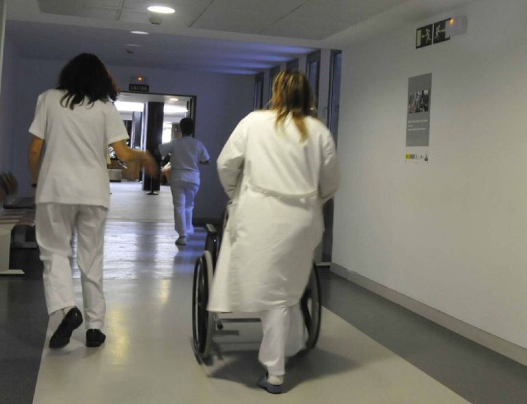 Enfermeras en el Hospital de Segovia. Foto Archivo