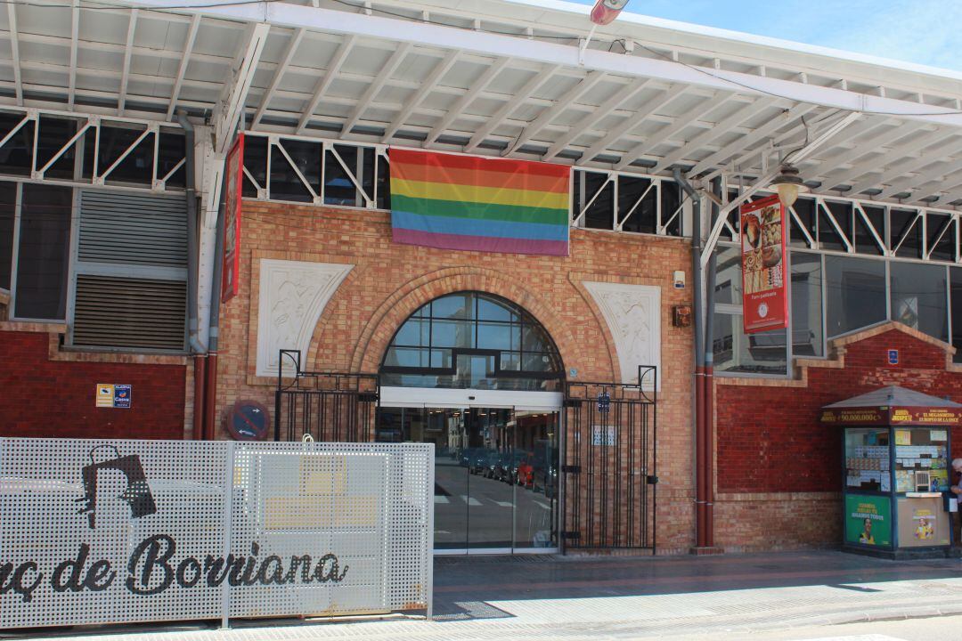 Fachada del mercado municipal