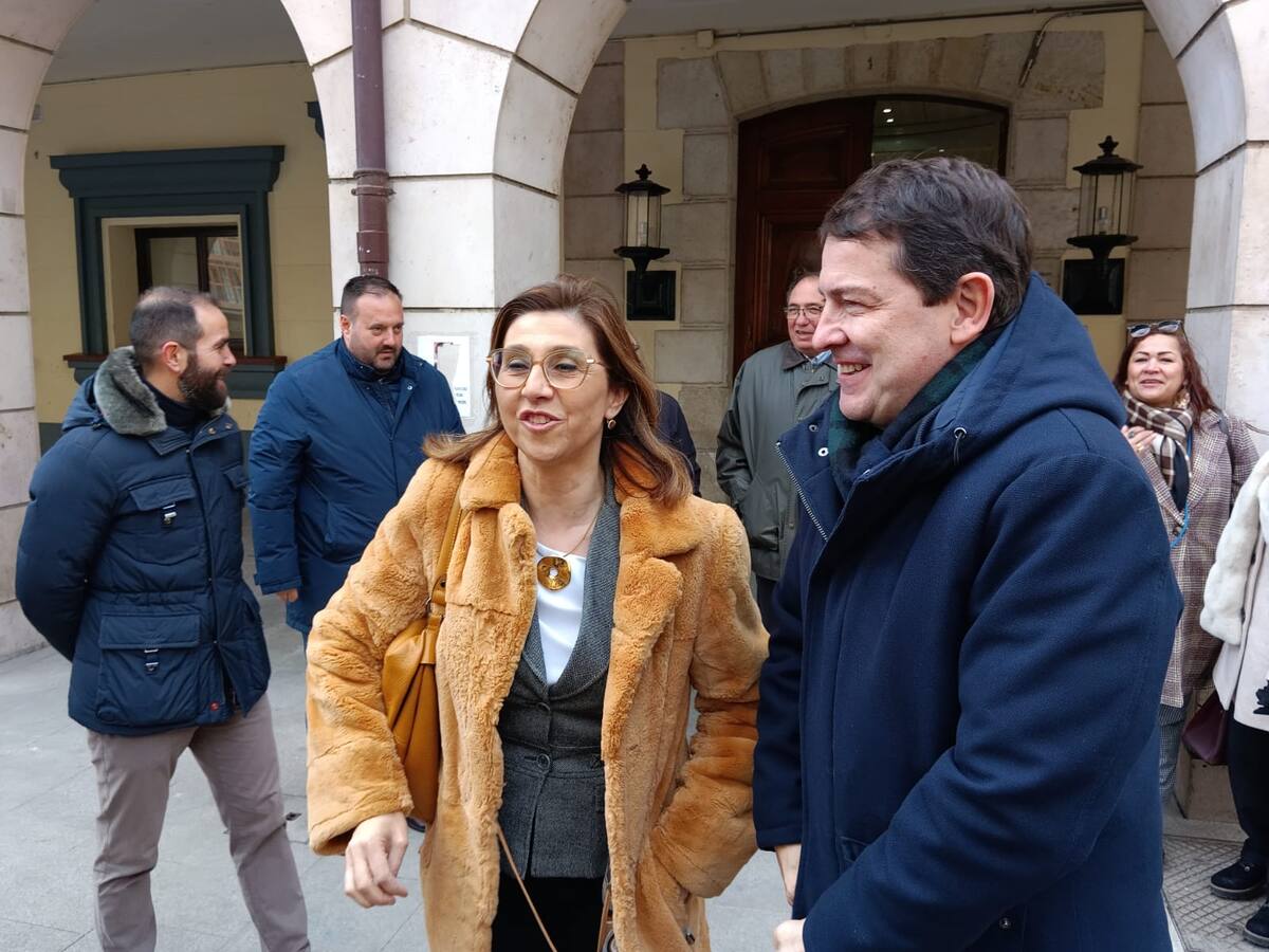 Contradicciones y evasivas sobre el nuevo hospital y la ronda este