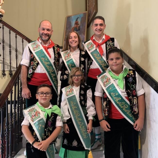 Cargos Labradores 2025