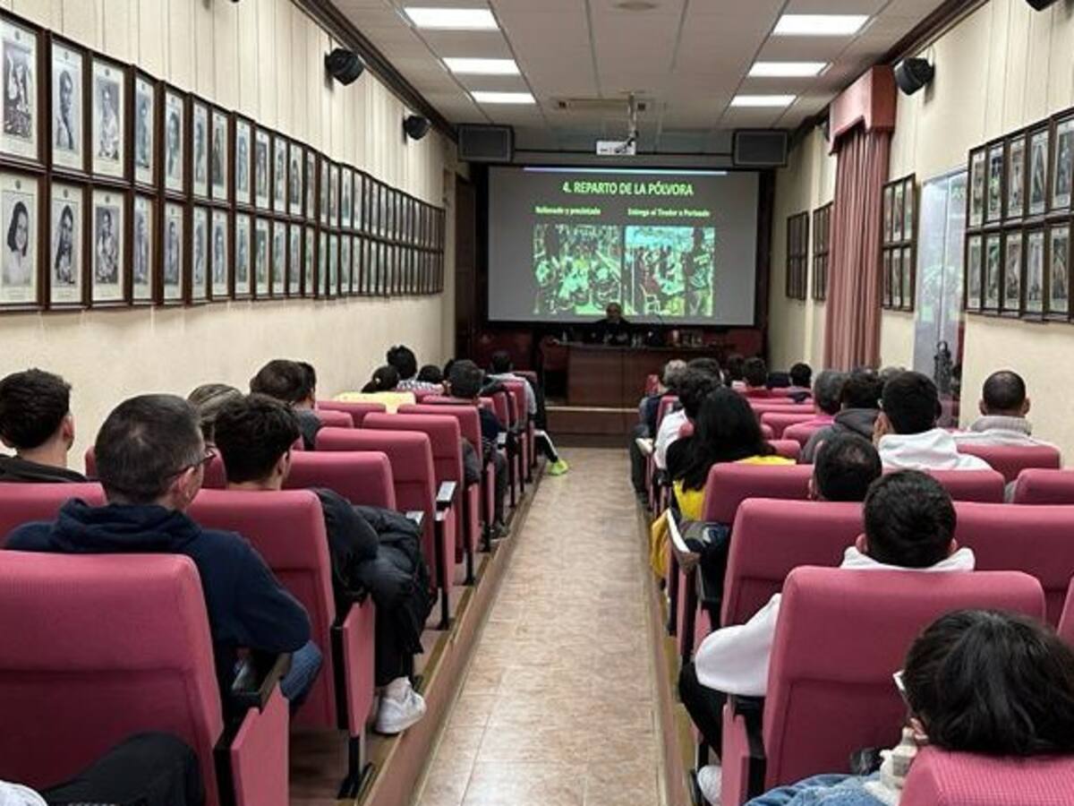 41 arcabuceros participan en la jornada formativa organizada por la Junta Central de fiestas