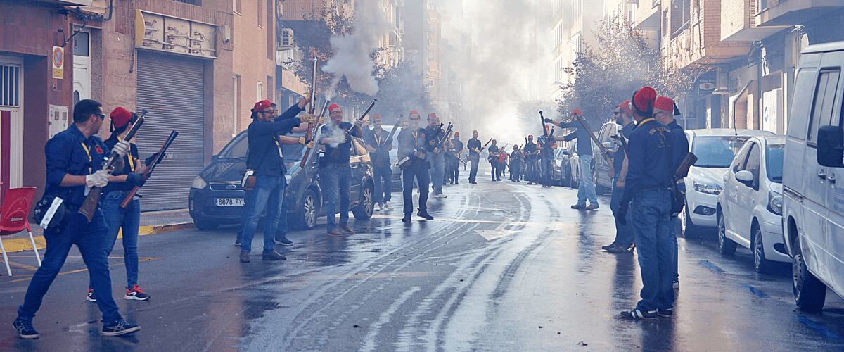 Imagen de arcabuceros en el pasacalles
