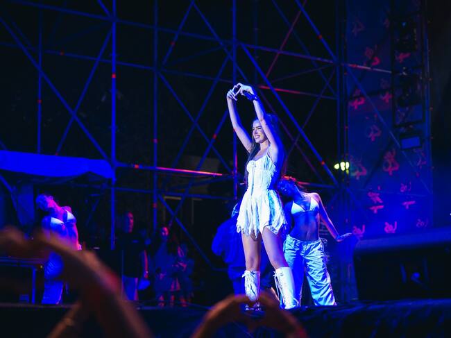 Mar Lucas actuando en Los40 Playa Pop