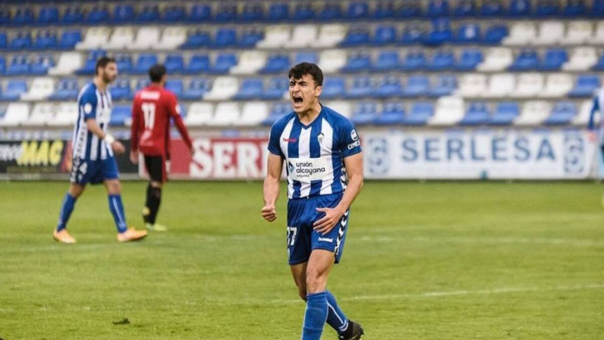 Javi Antón: "Cuando me llamaron del Alcoyano no me lo podía creer"