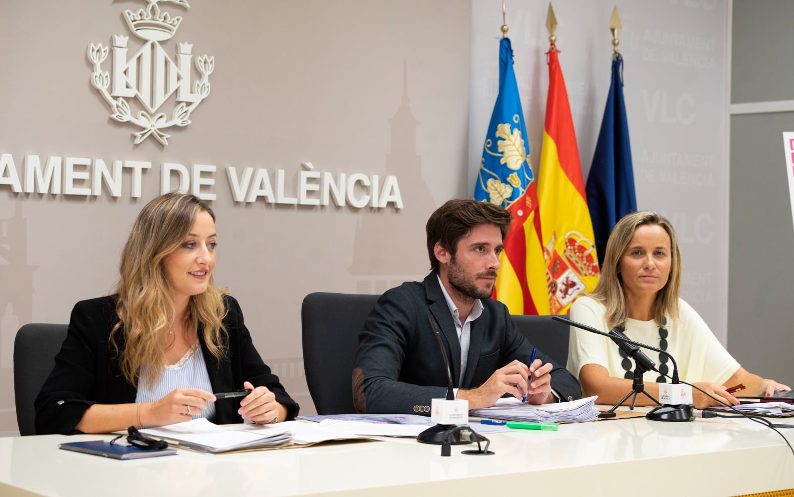 Rocío Gil, Juan Carlos Caballero y Paula Llobet