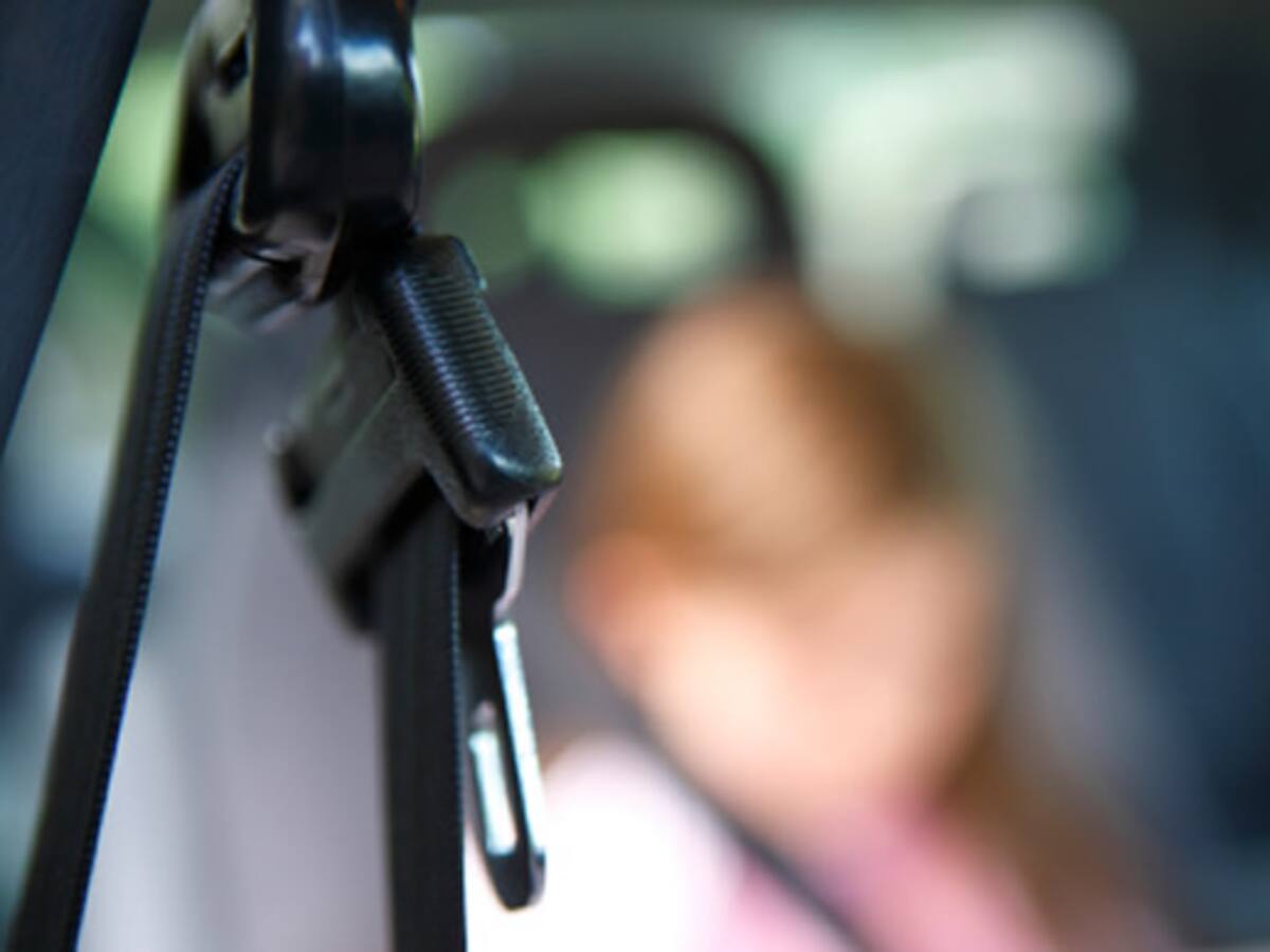 Homicidio imprudente para los conductores que no lleven bien sujetos a sus hijos