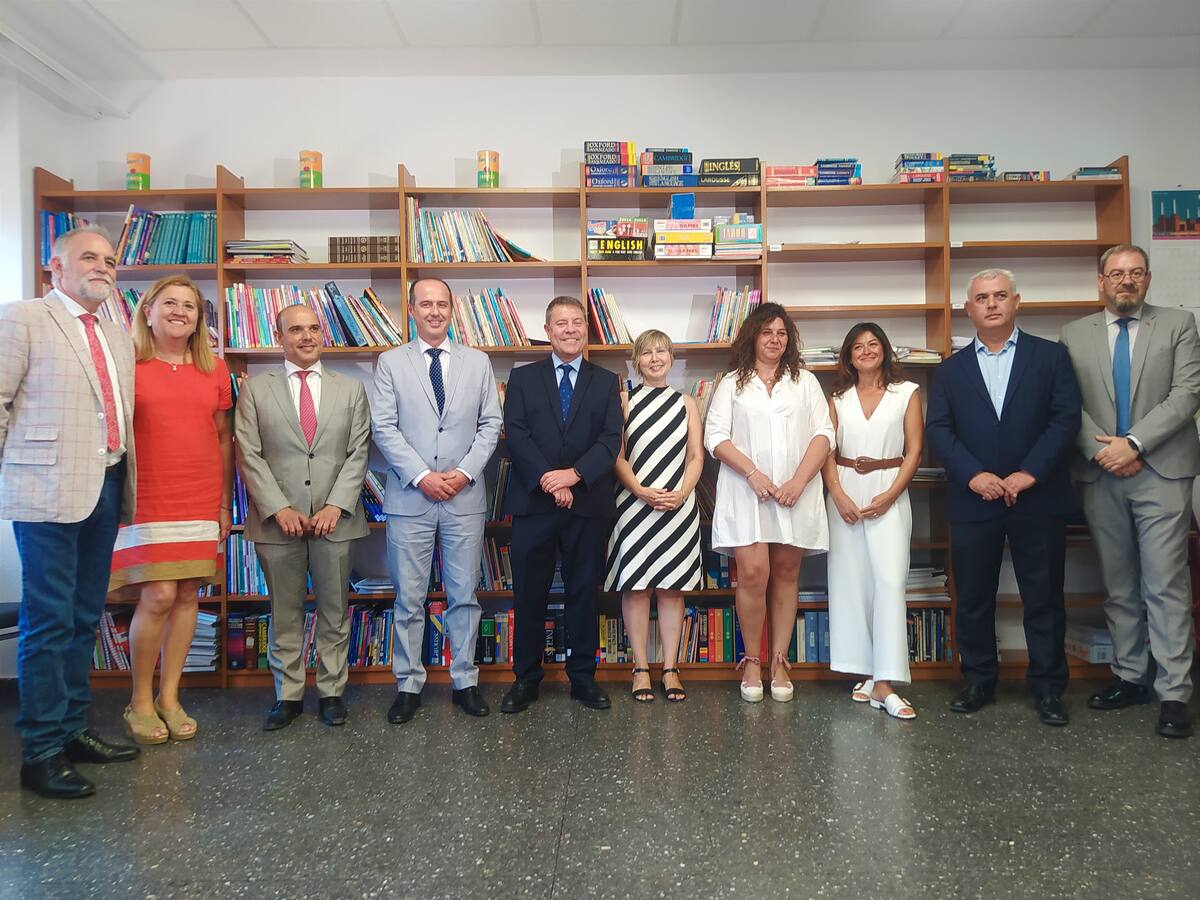 Inaugurada la reforma y adecuación como Escuela Oficial de Idiomas del Colegio Río Tajo de Guadalajara