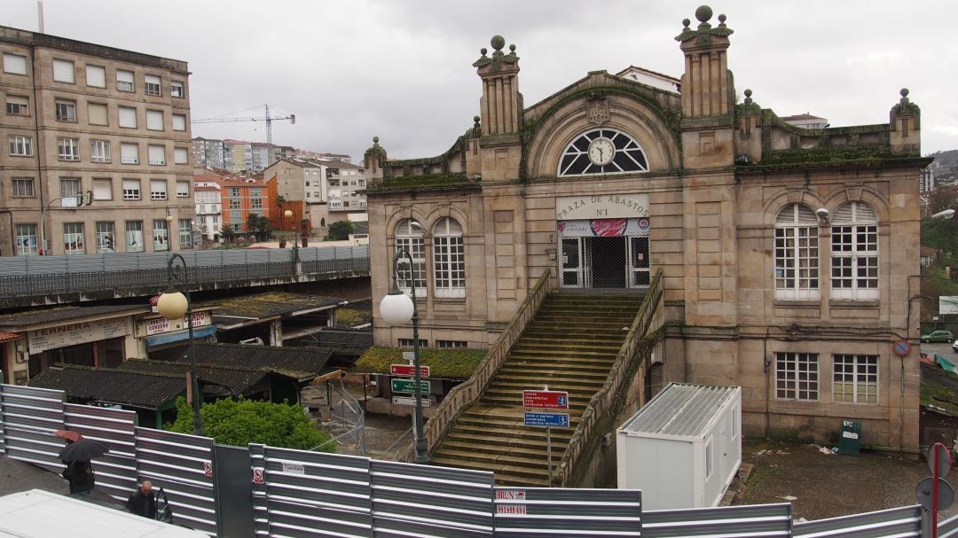 Plaza de Abastos de Ourense antes de su remodelación.