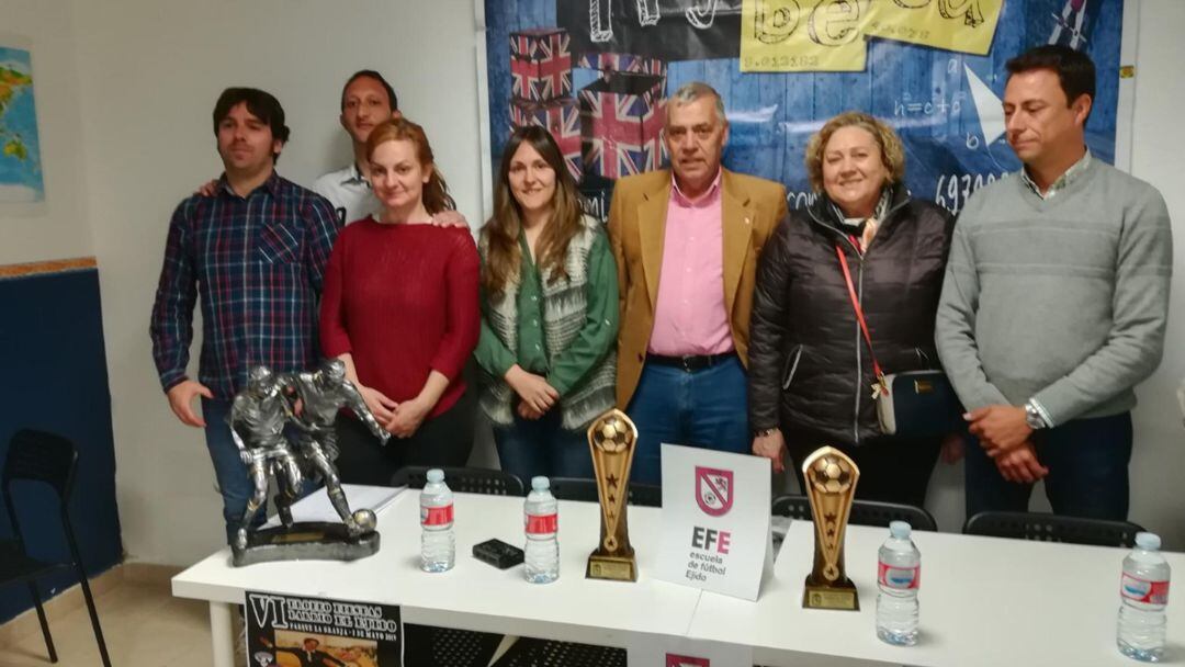 Acto de presentación del torneo del CD Ejido