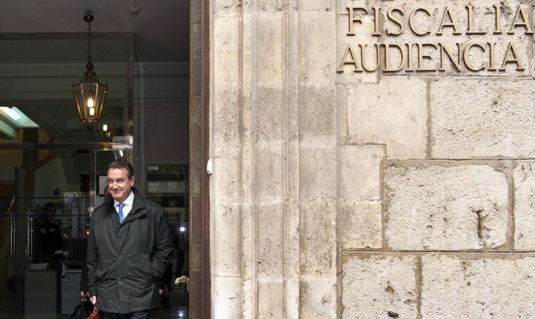 Imagen del exvicepresidente de la Junta Jesús Merino después de prestar declaración como ‘imputado’ por el caso ‘Gürtel’