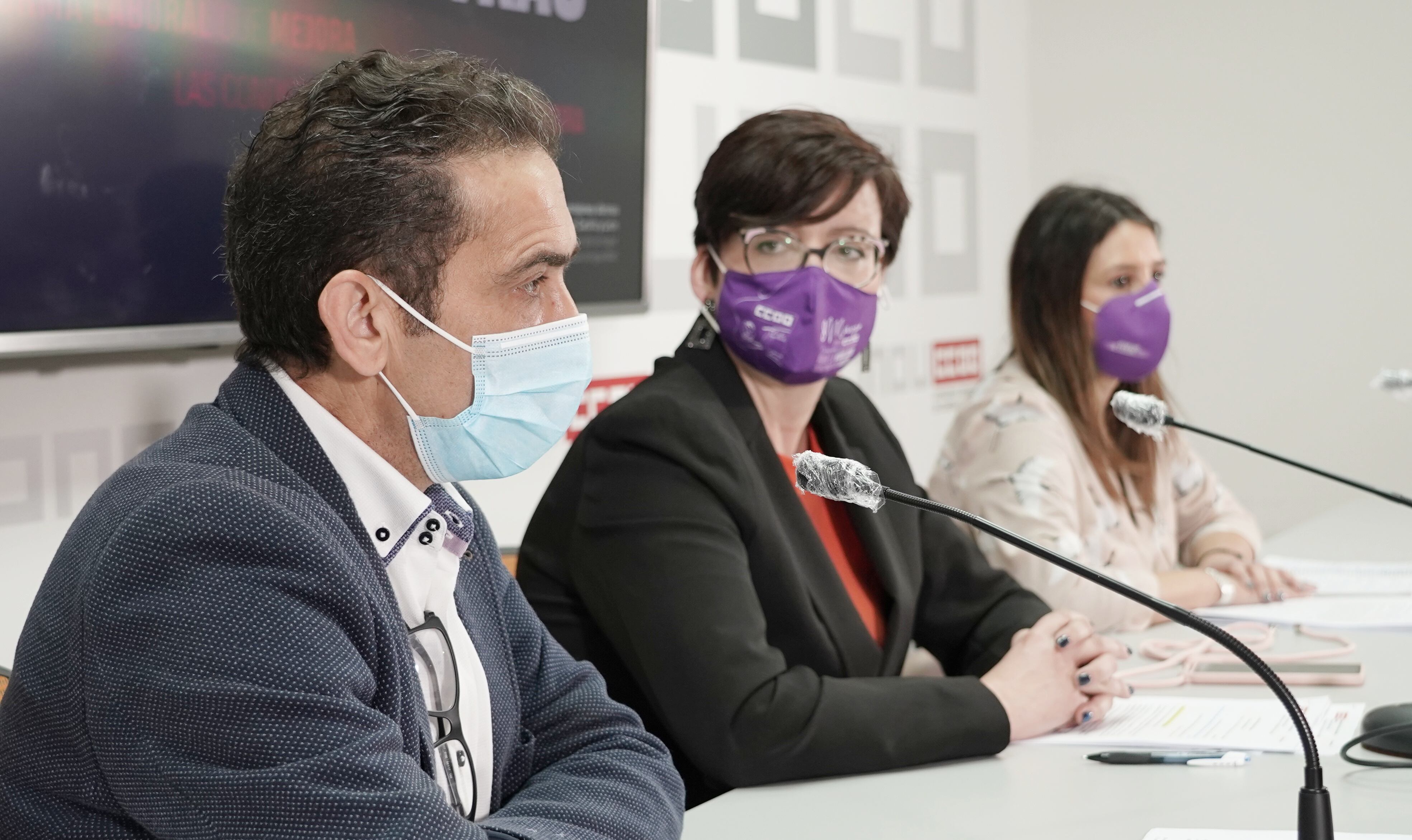 Vicente Andrés, en primer plano durante una rueda de prensa