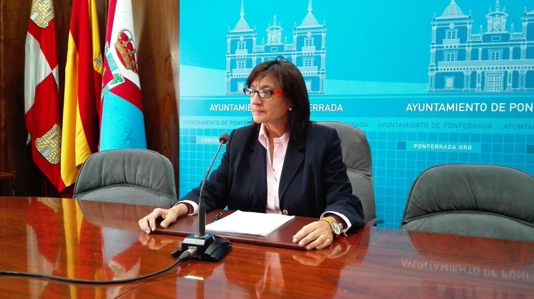 Amparo Vidal, en el Ayuntamiento de Ponferrada