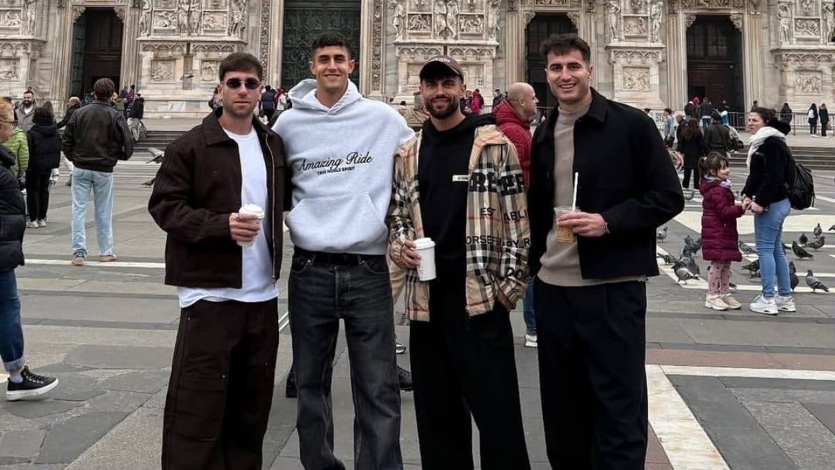 La fotografía del Almería en Milán que habla de un vestuario sano para el ascenso