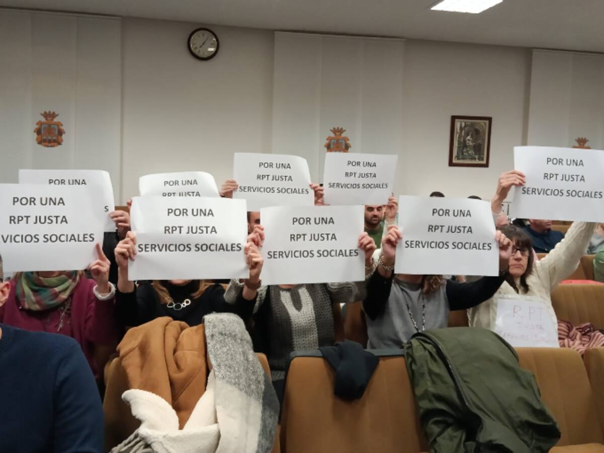 Trabajadores de Servicios Sociales de Aranda denuncian “agravio comparativo” tras el silencio del Ayuntamiento sobre la RPT