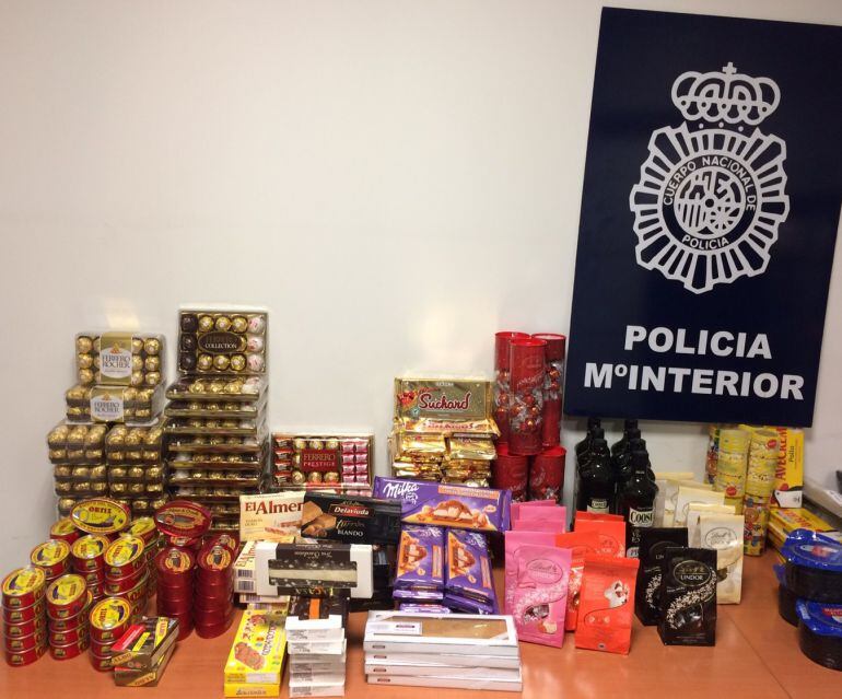 Productos de chocolate intervenidos por la policía