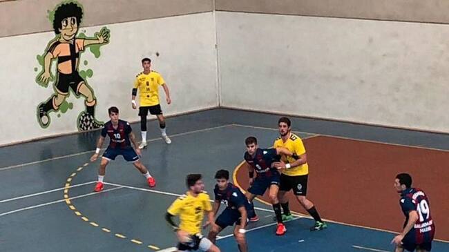 El Bm. Elda - C.E.E. se ha reencontrado con la victoria fuera de casa