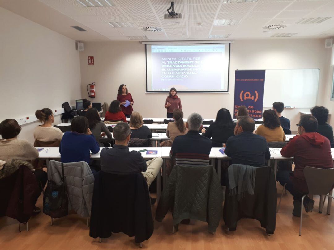 Presentación del Manual de estilo para el tratamiento de la violencia machista y el lenguaje inclusivo en los medios de comunicación, de la Unió de Periodistes Valencians