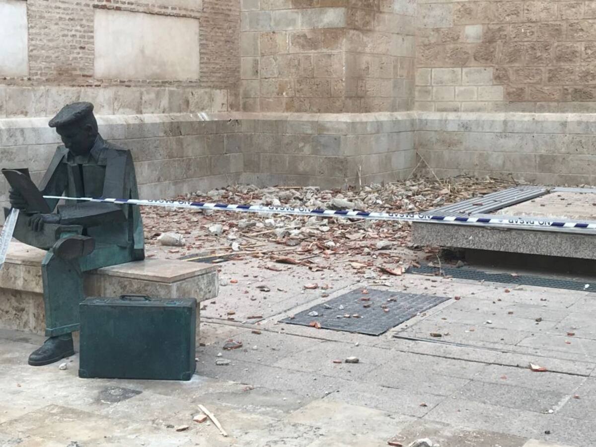 Cae parte del techo de la Iglesia de la Asunción de Valdepeñas